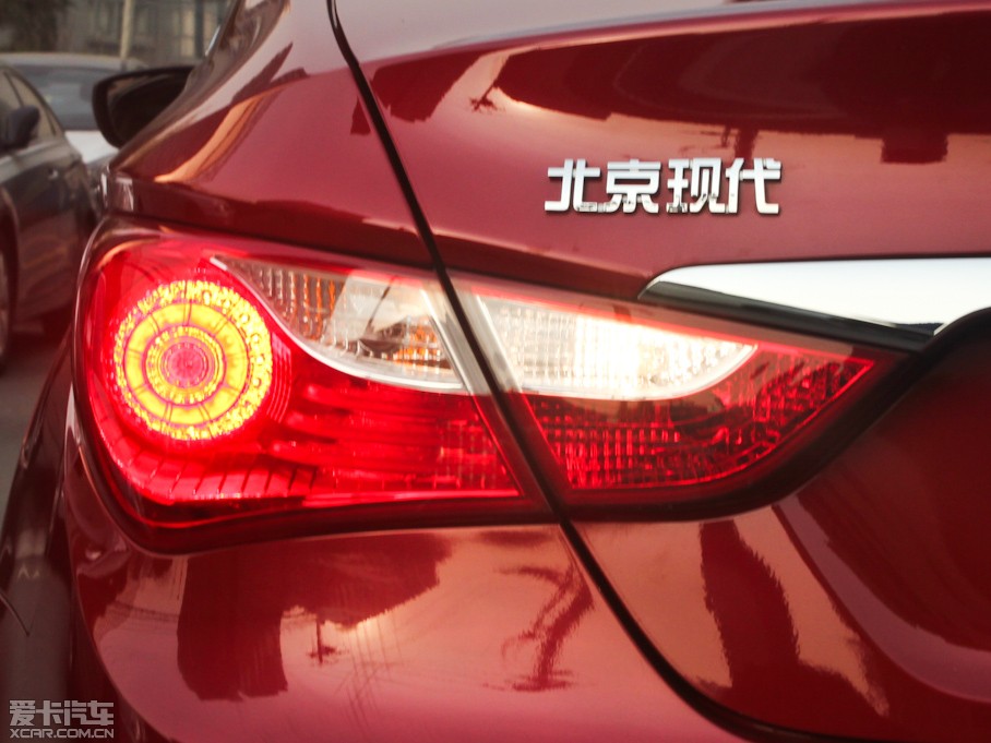 2011 2.4TOP Զ