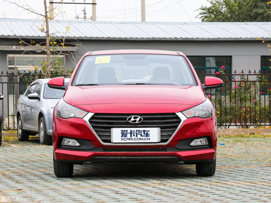 2017款悦纳1.4l 自动炫酷版gls