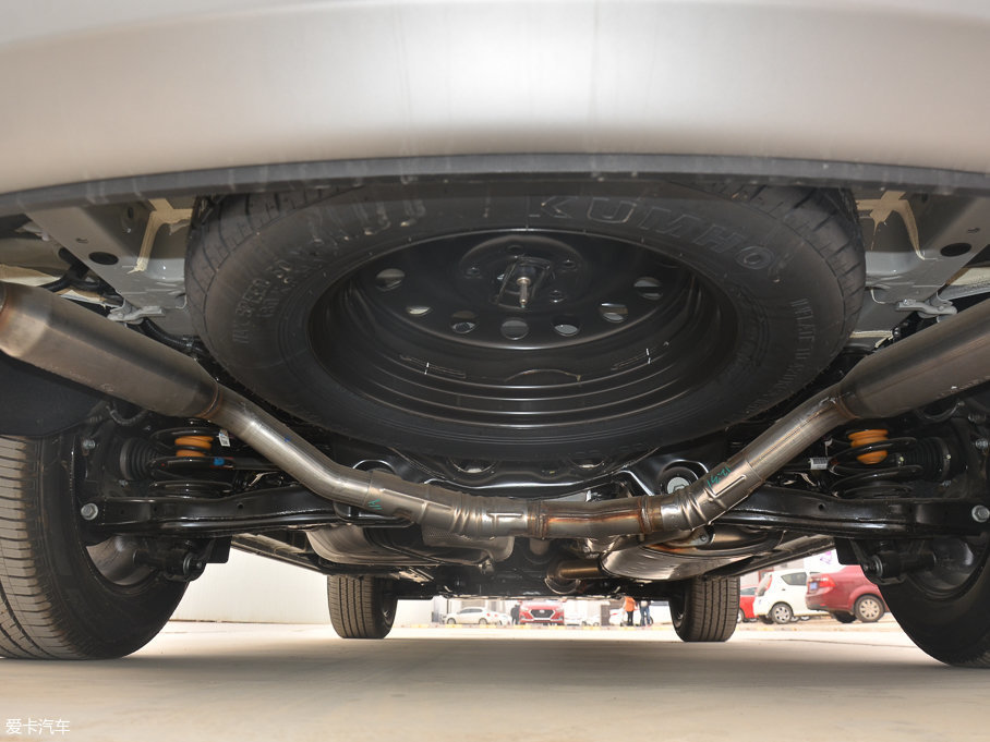 2017款全新胜达2.0t 自动四驱智能型 7座