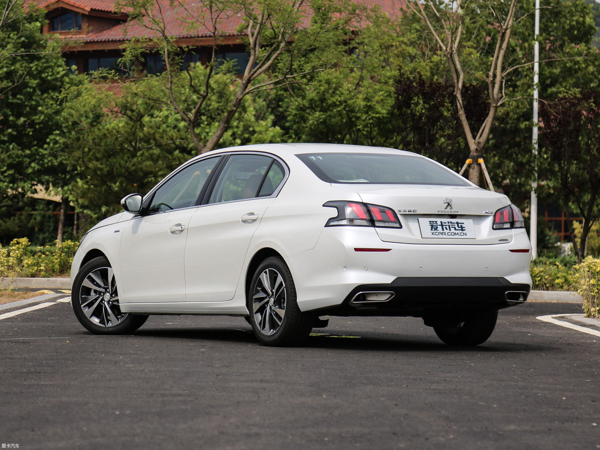 【2019款标致408350thp 自动至尊版 国v_整体外观_22/982张图片】