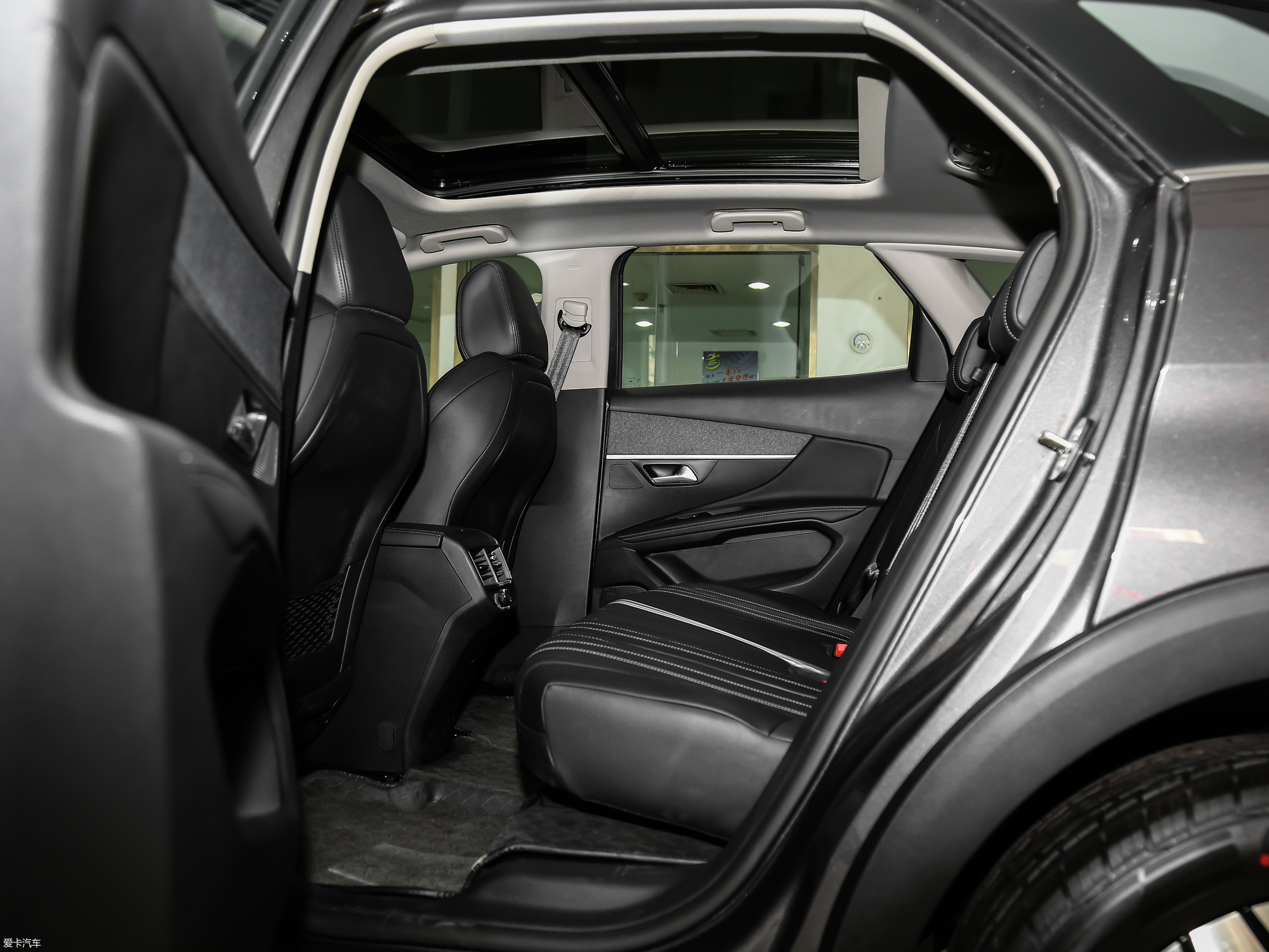 【2019款标致4008350thp 卓越版 国v_空间座椅_2/152张图片】_汽车