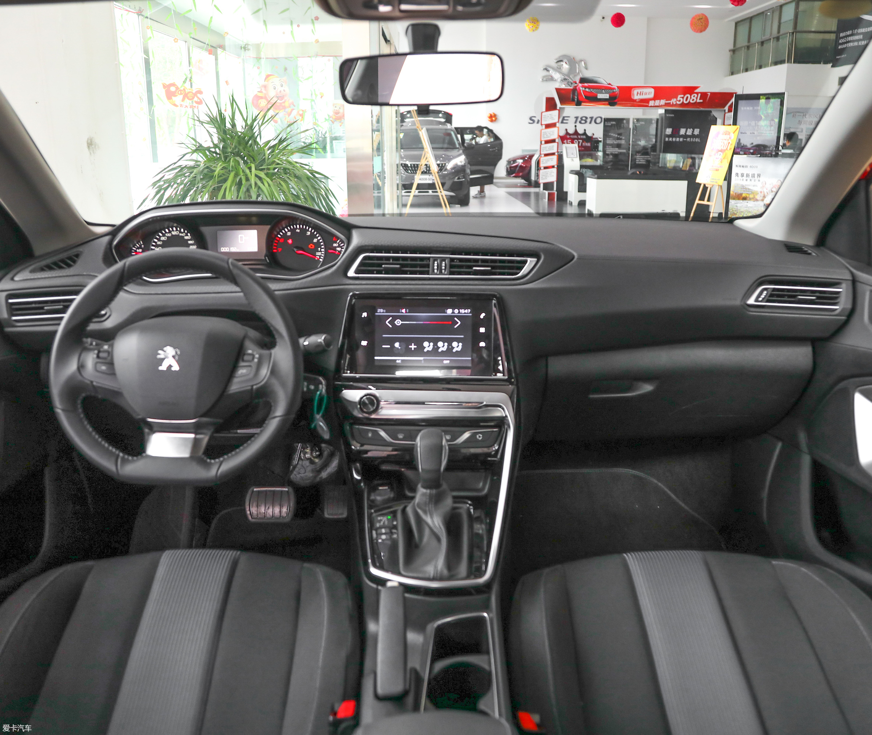【2019款标致308190thp 自动豪华版_中控区_1/430张图片】_汽车图片