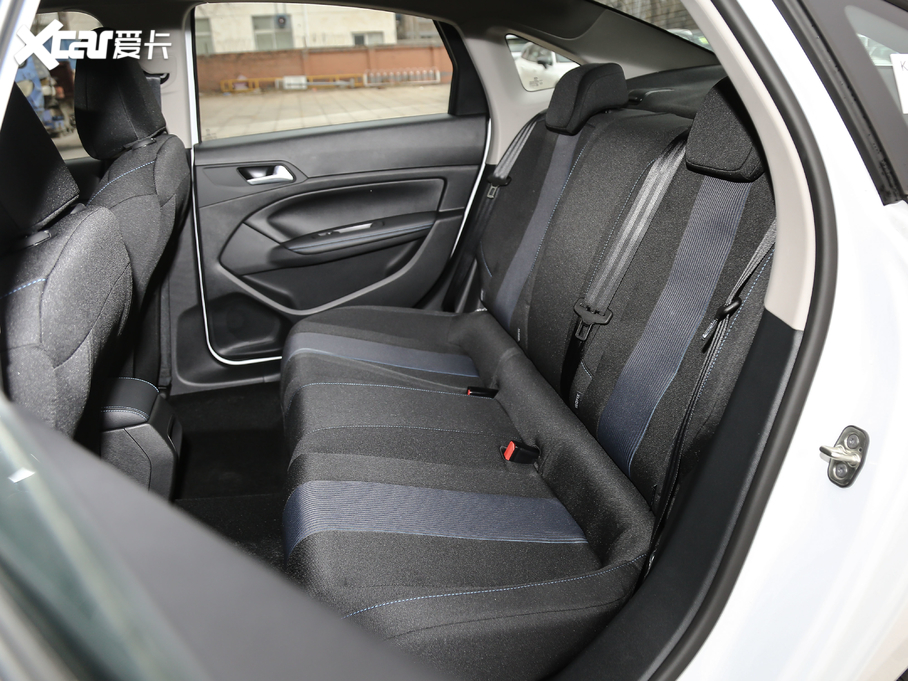 【2019款标致308 230thp 自动豪华版 国vi_空间座椅 _60/665张图片】