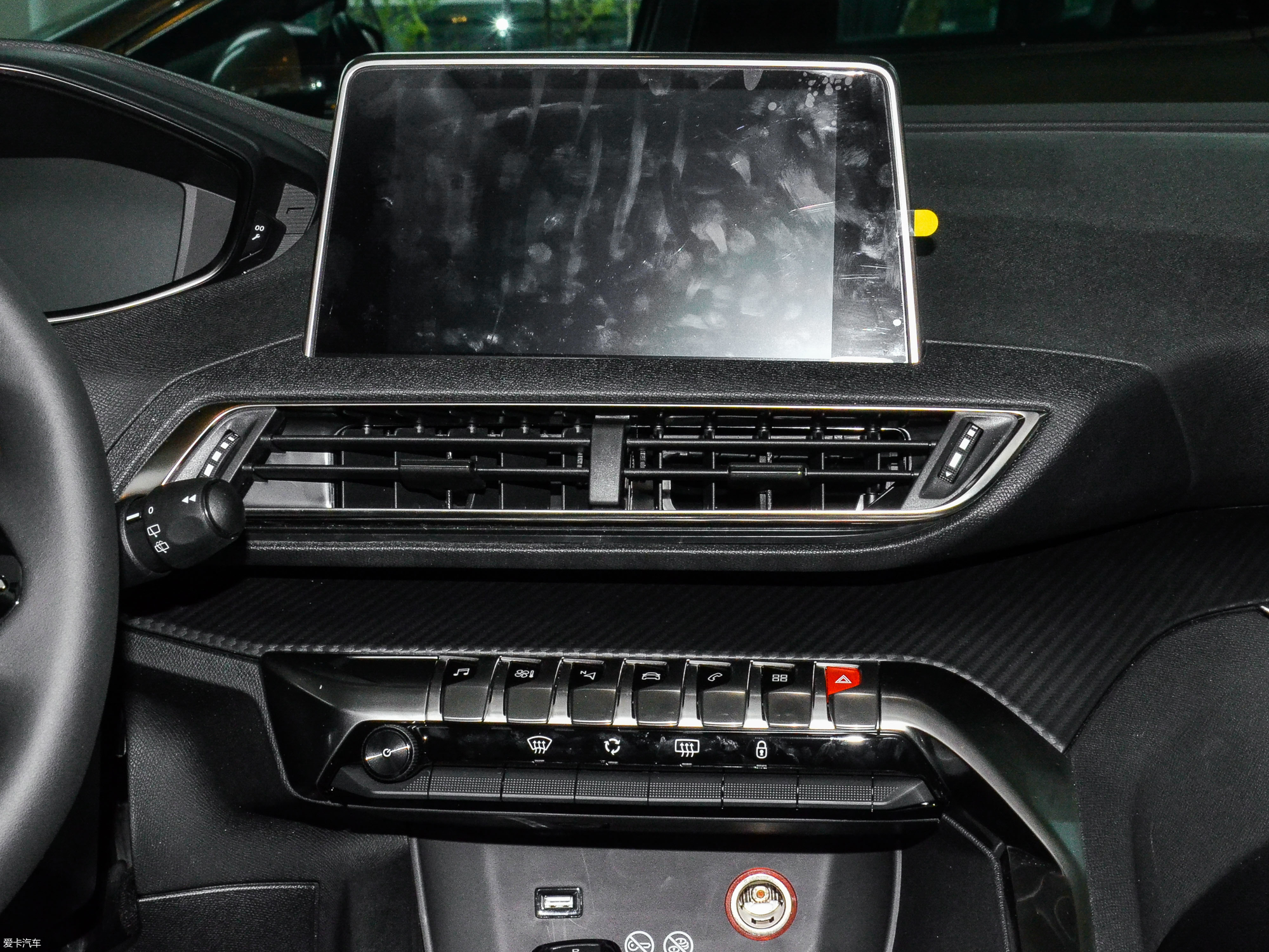 【2017款标致4008350thp 精英版_中控区_7/225张图片】_汽车图片大全