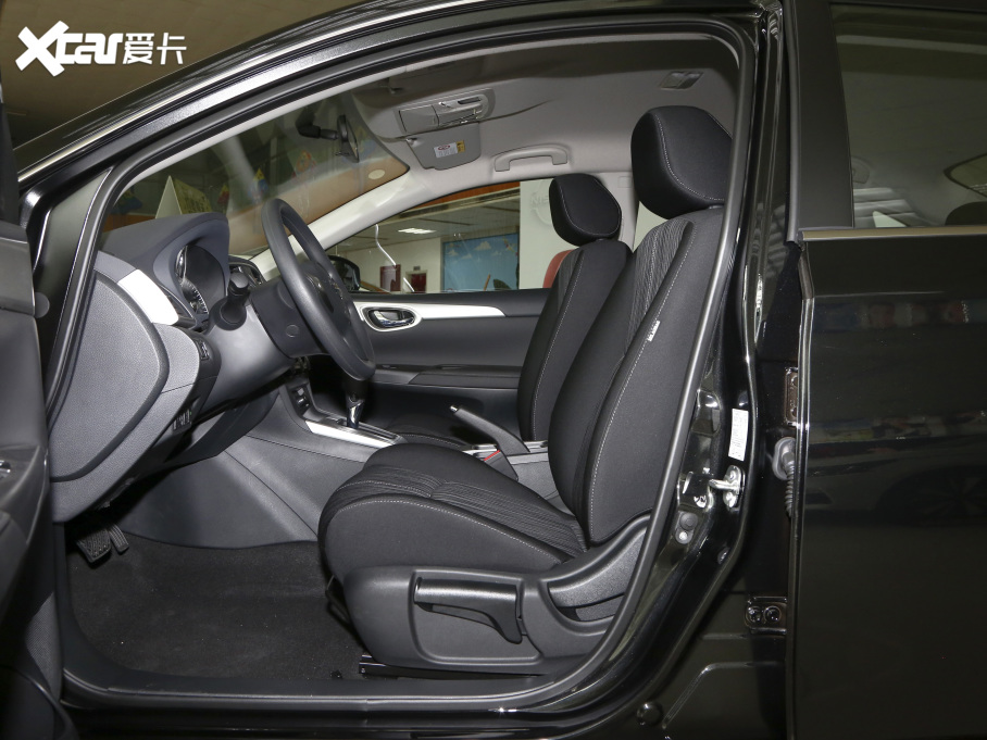 2021款軒逸經典 1.6l xe cvt舒適版