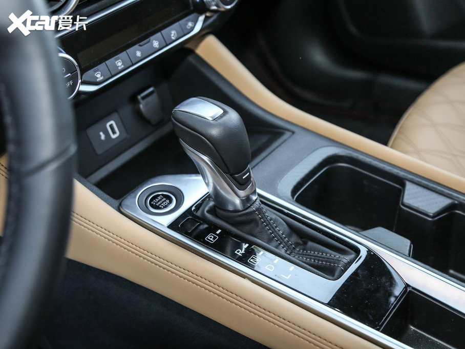 2021款轩逸1.6l top cvt奢享版