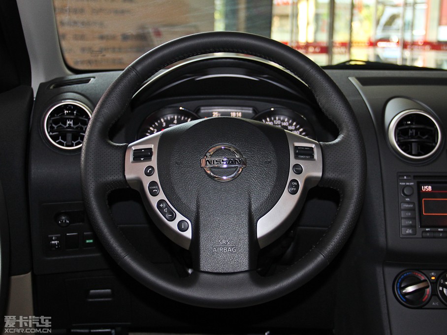 2015п 2.0XL CVT 