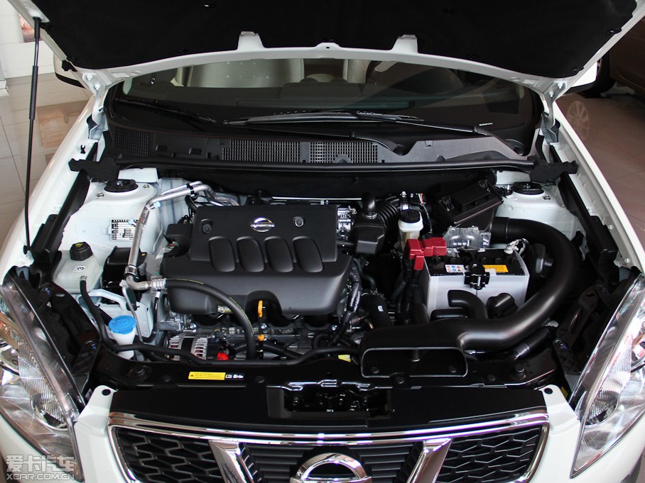 2015п 2.0XL CVT 