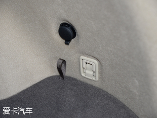 东风日产2015款楼兰混动
