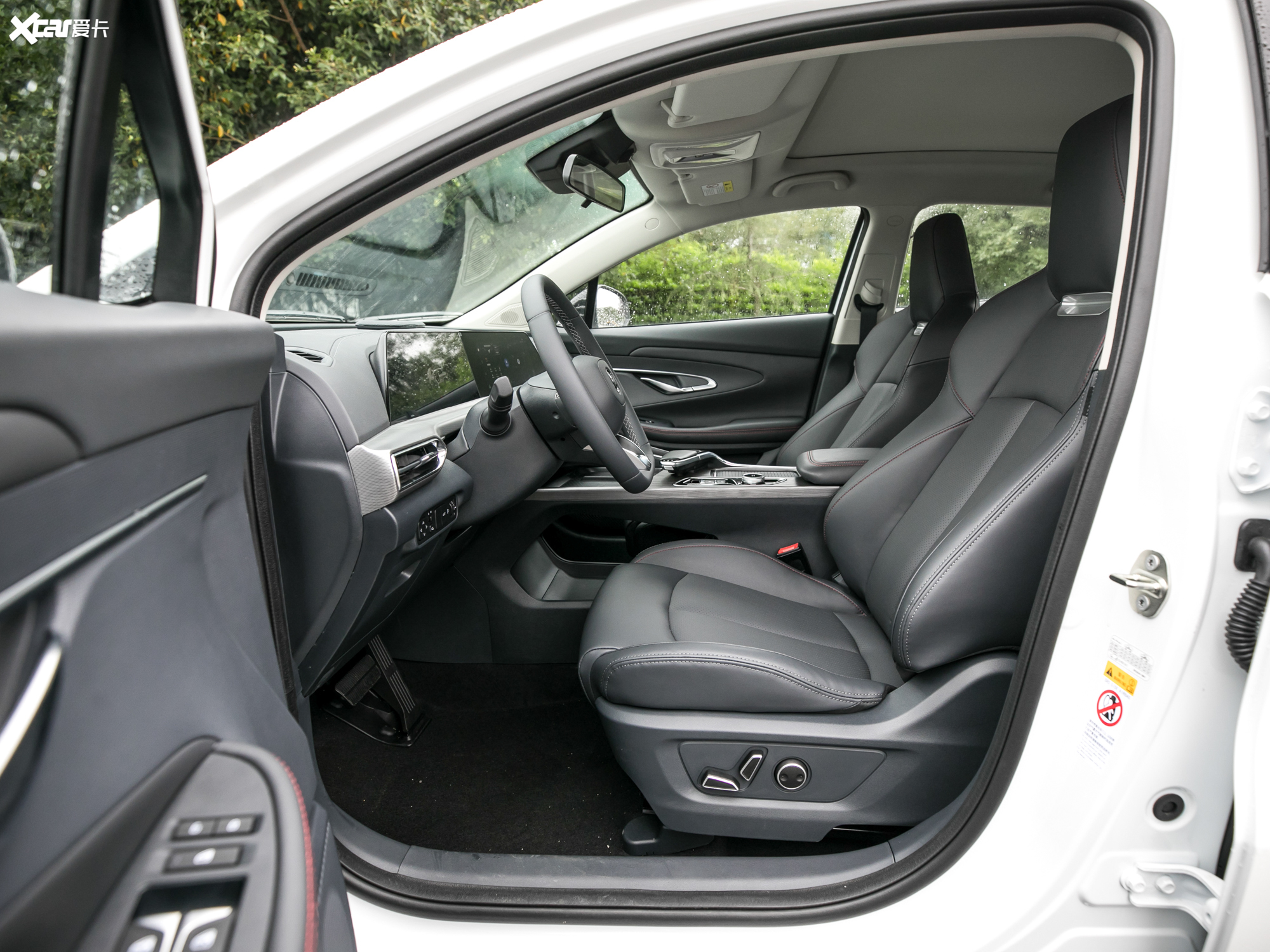 【2020款长安uni-t1.