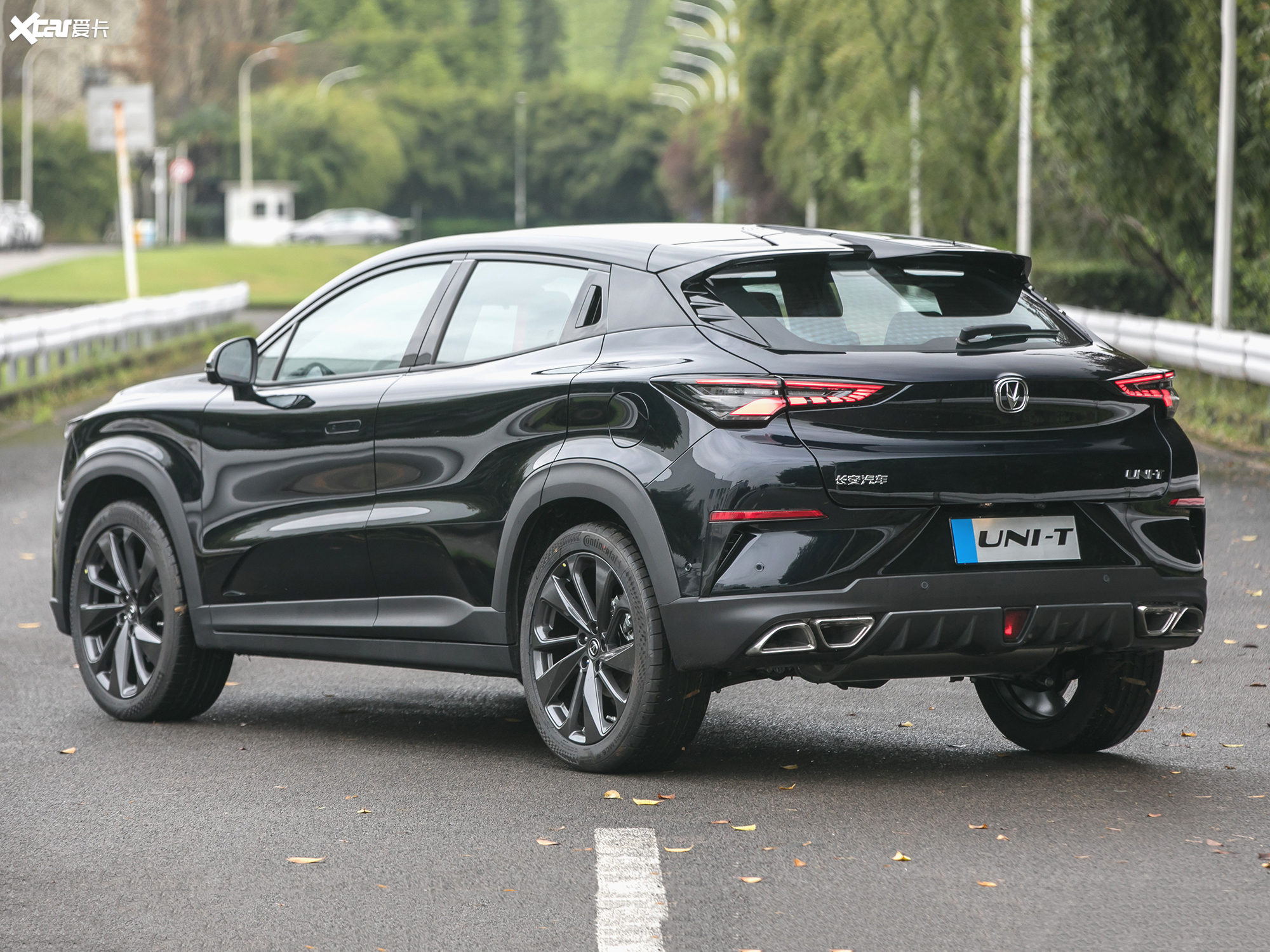 爱卡首页 汽车图片 长安汽车 长安uni-t 2020款1.