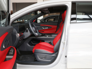 【2020款长安uni-t 1.5t 卓越型图片】_外观图片-爱卡汽车