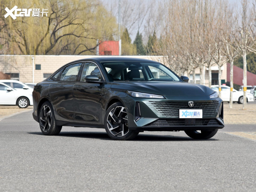长安汽车2023款逸达