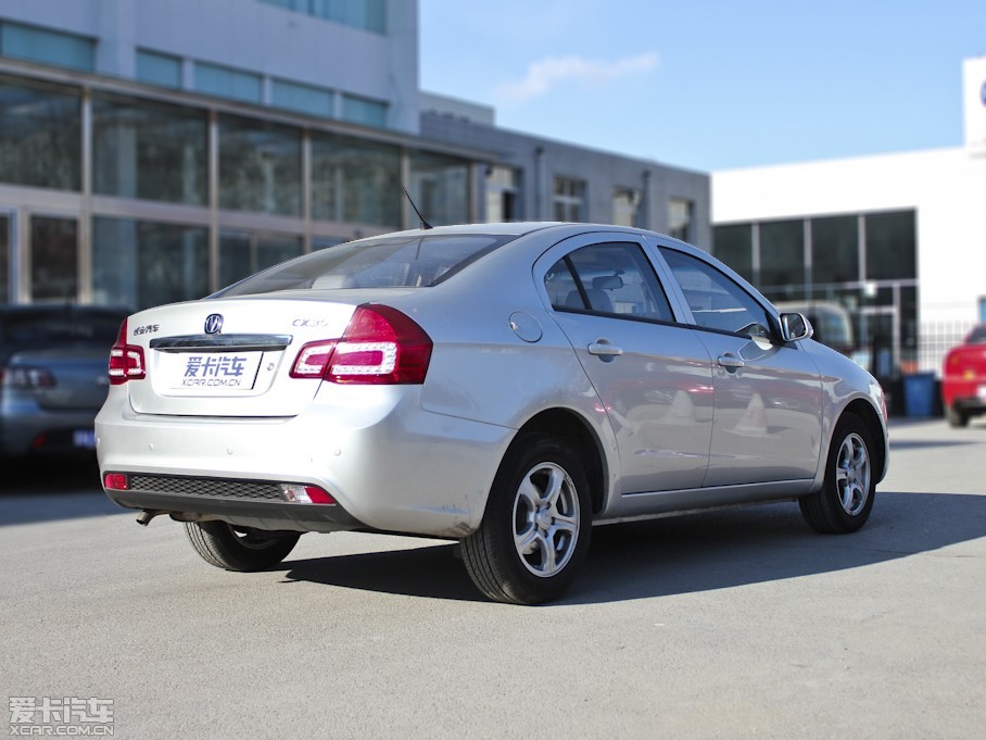 爱卡首页 汽车图片 长安汽车 长安cx30三厢 2011款1.