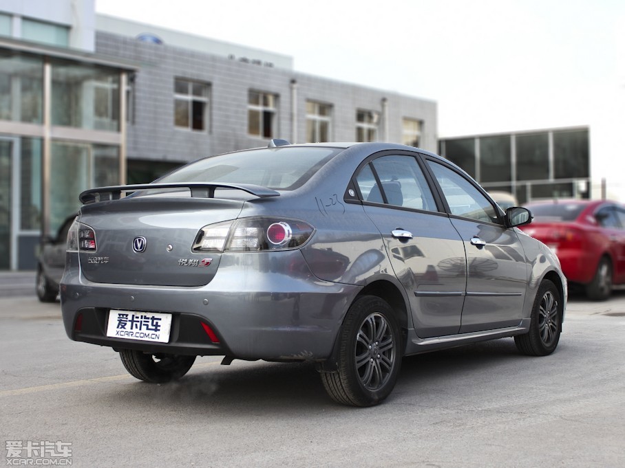 爱卡首页 汽车图片 长安汽车 悦翔三厢 2010款1.