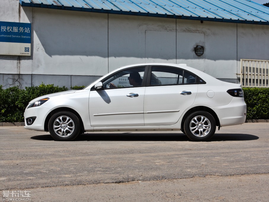 2012  1.5L ֶ