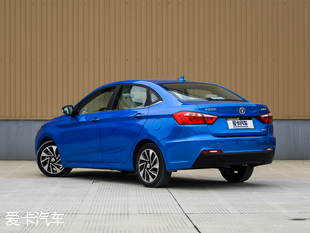 长安乘用车2015款悦翔V7