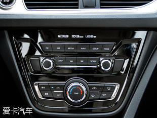 长安乘用车2015款悦翔V7