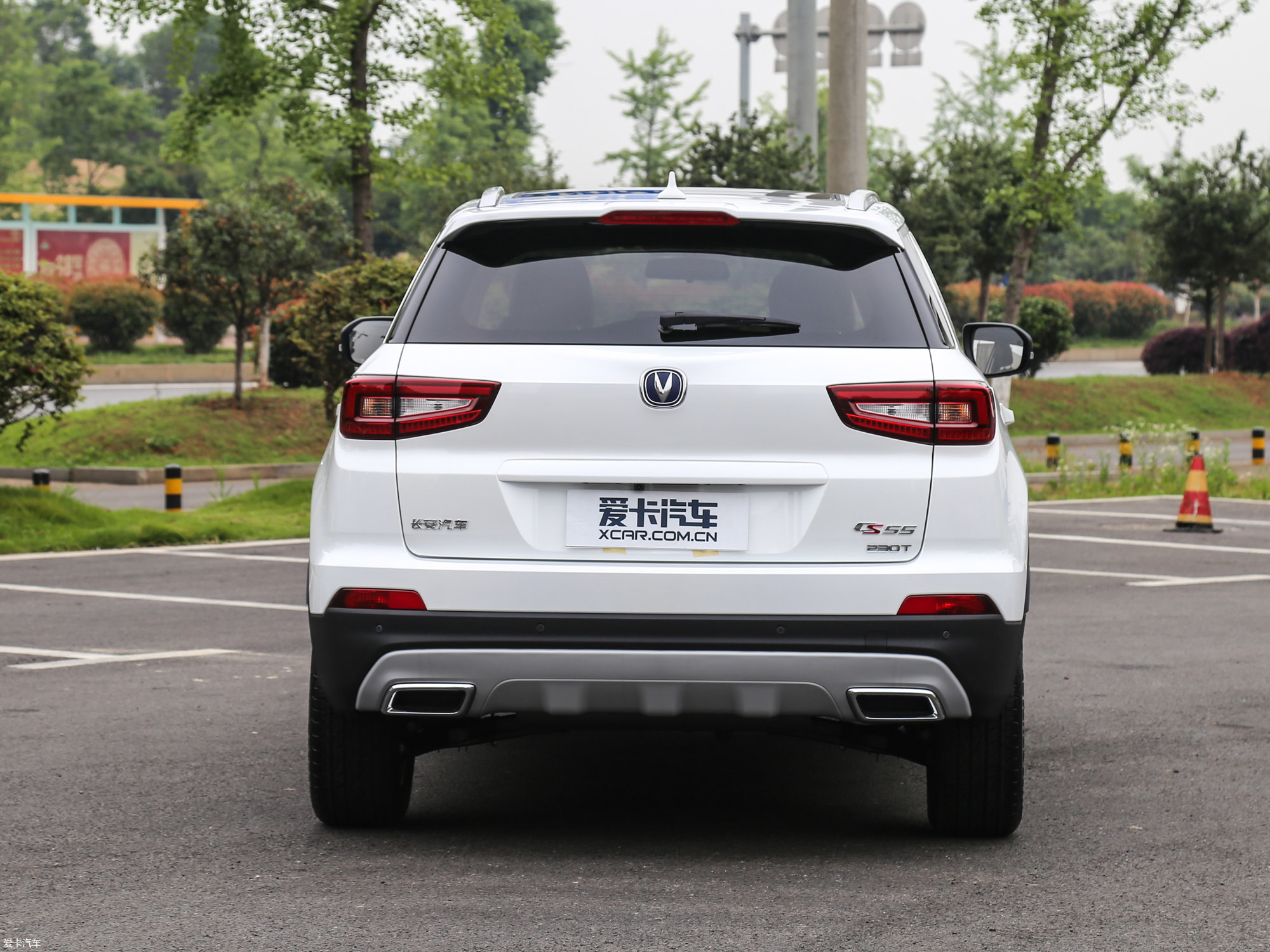 5t 手动炫酷型_整体外观_57/2060张图片】_汽车图片大全_爱卡汽车