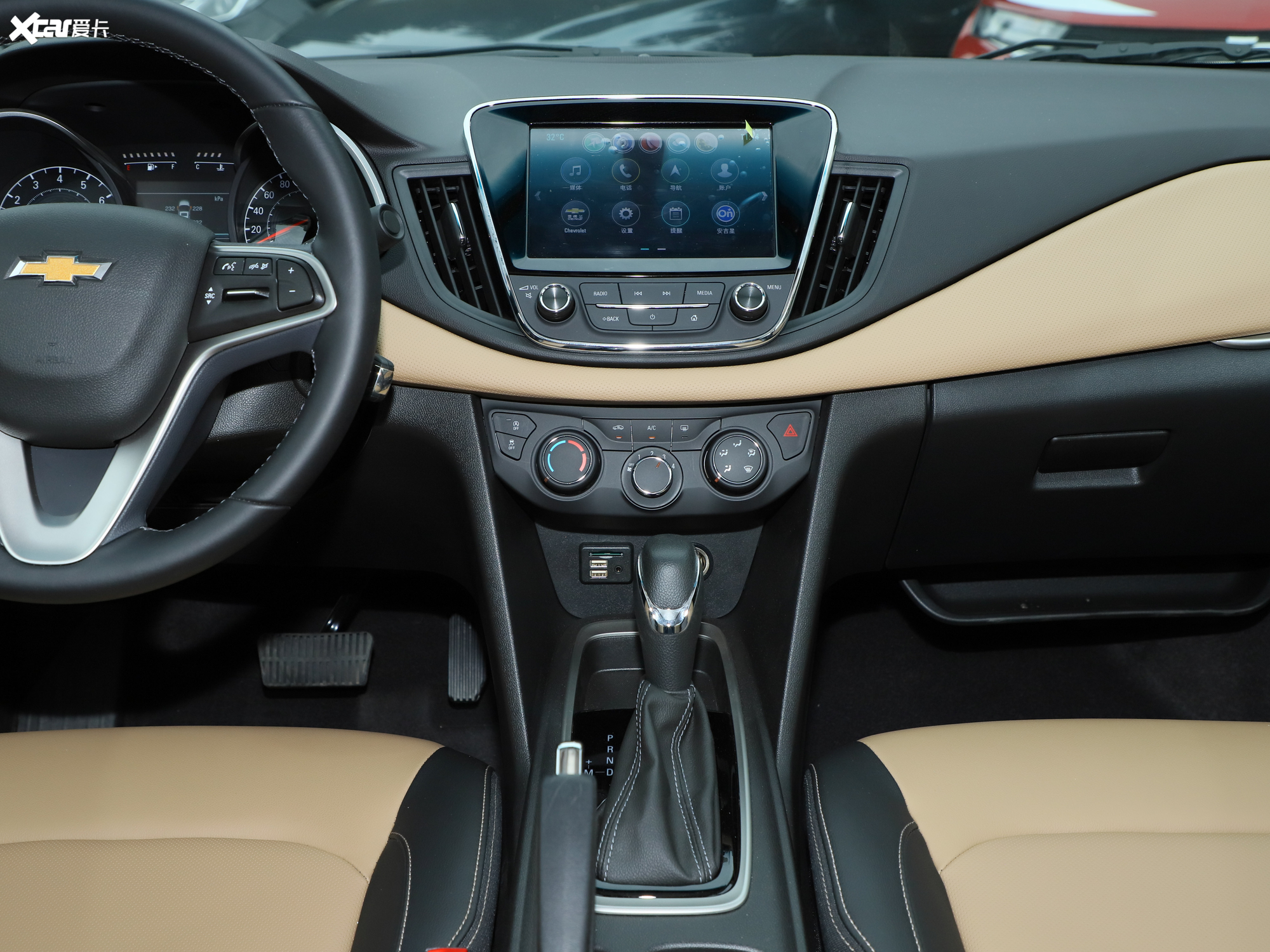 【2020款科鲁泽320 自动悦享版_中控区_2/118张图片】_汽车图片大全