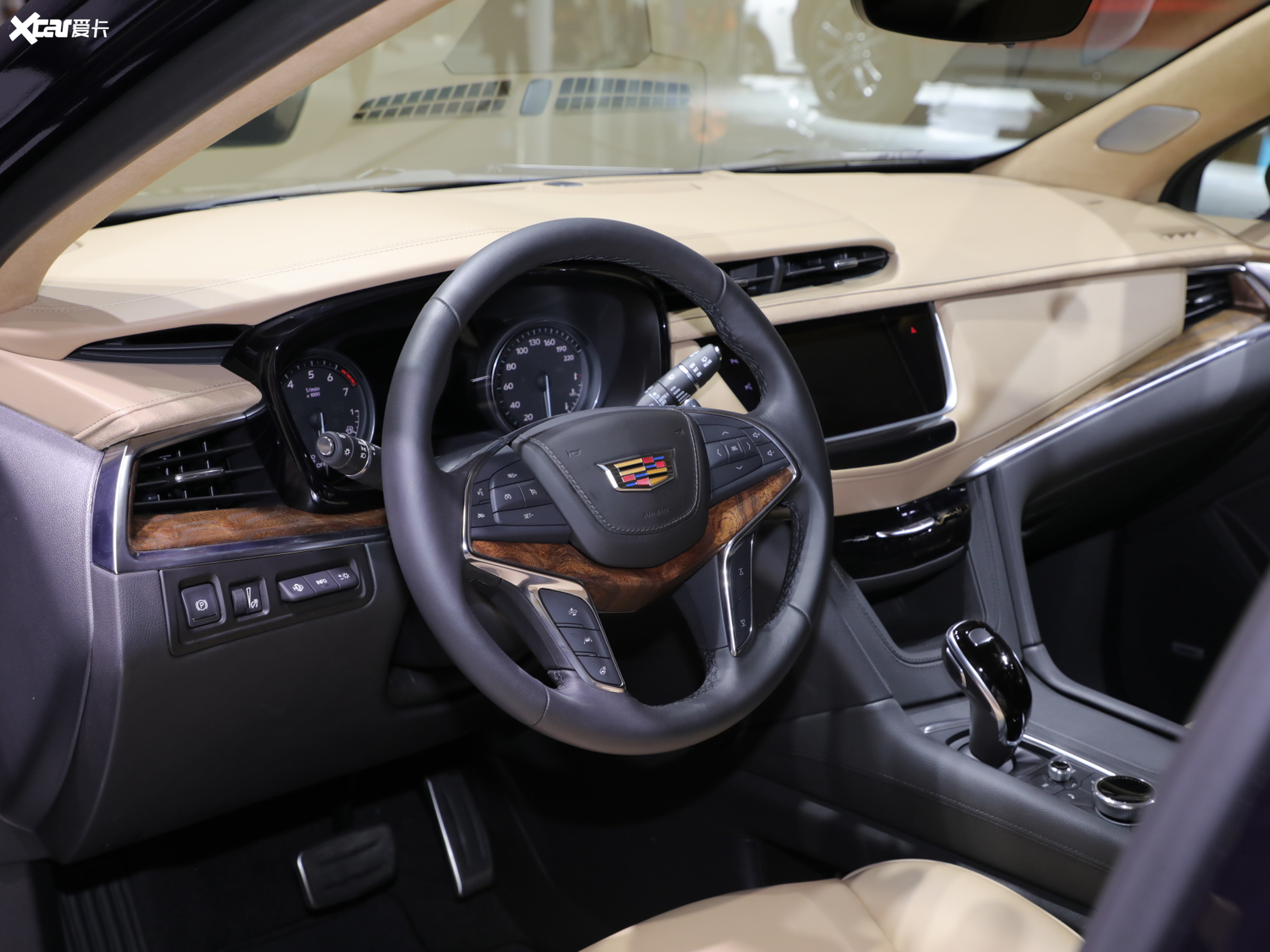 【2021款凯迪拉克xt528t 四驱铂金运动版_中控区_4/97张图片】_汽车