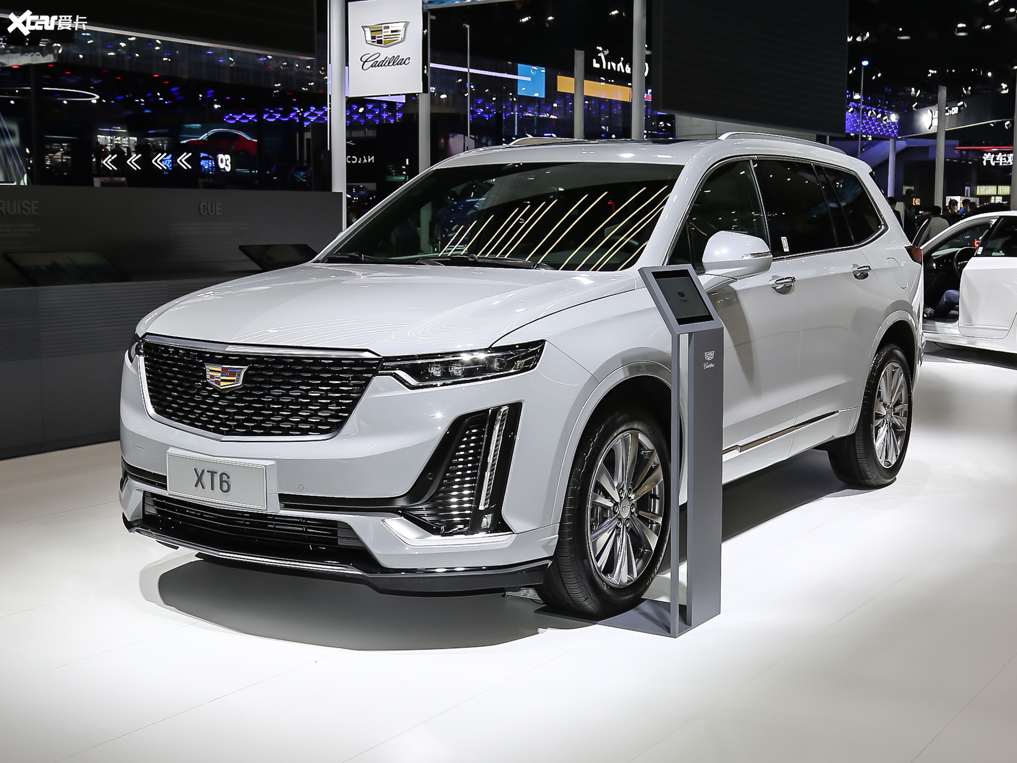 【2021款凯迪拉克xt628t 七座豪华型_整体外观_2/108张图片】_汽车