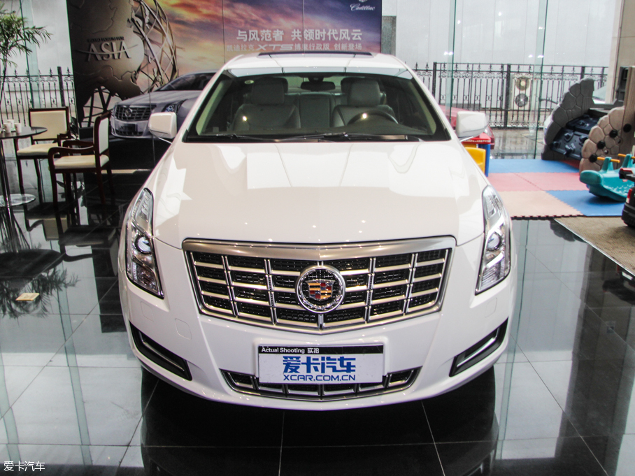 2015XTS 28T 