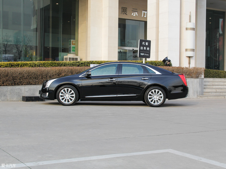 2016XTS 28T 