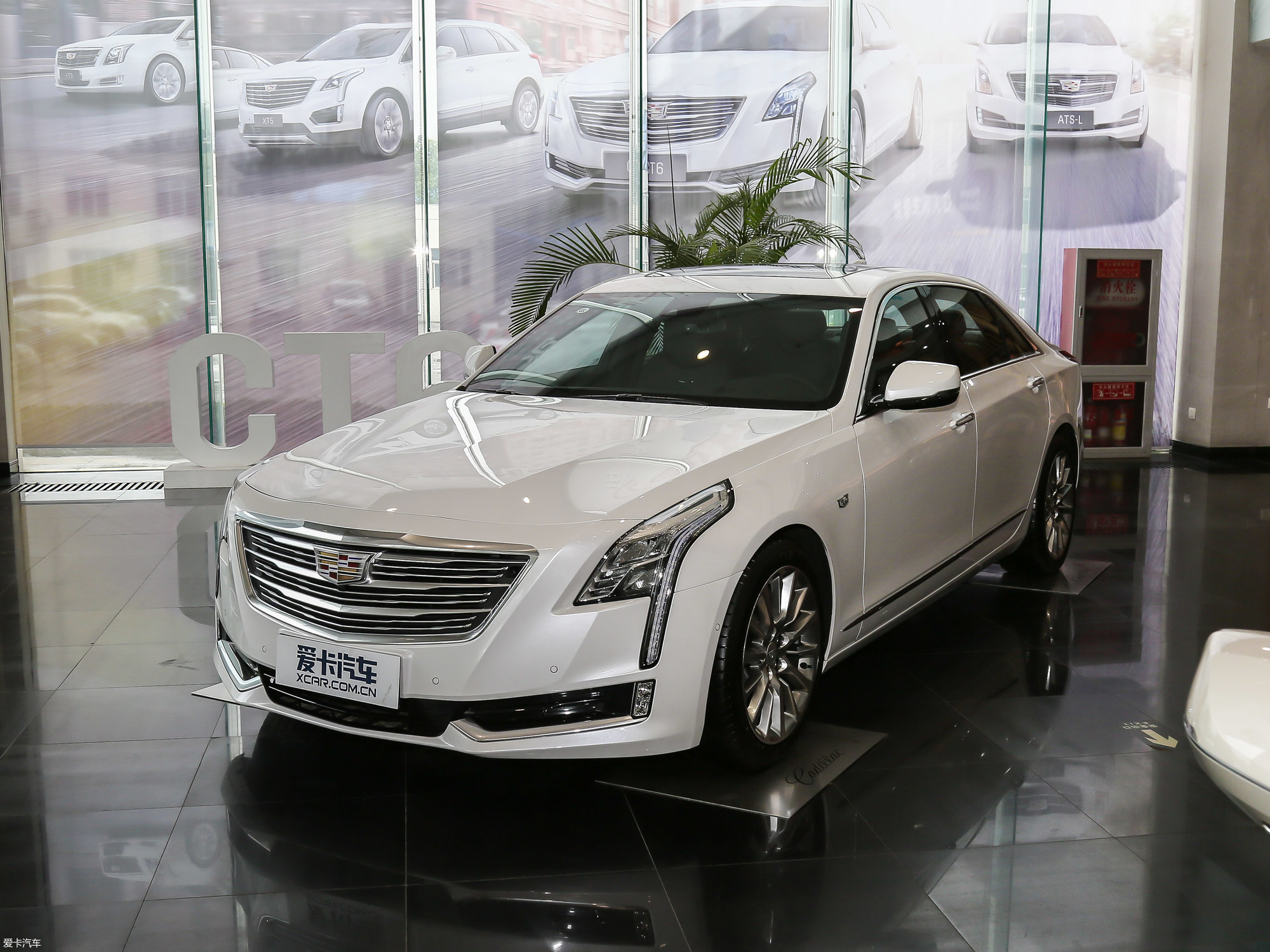 【2017款凯迪拉克ct628t 铂金型_整体外观_2/127张图片】_汽车图片