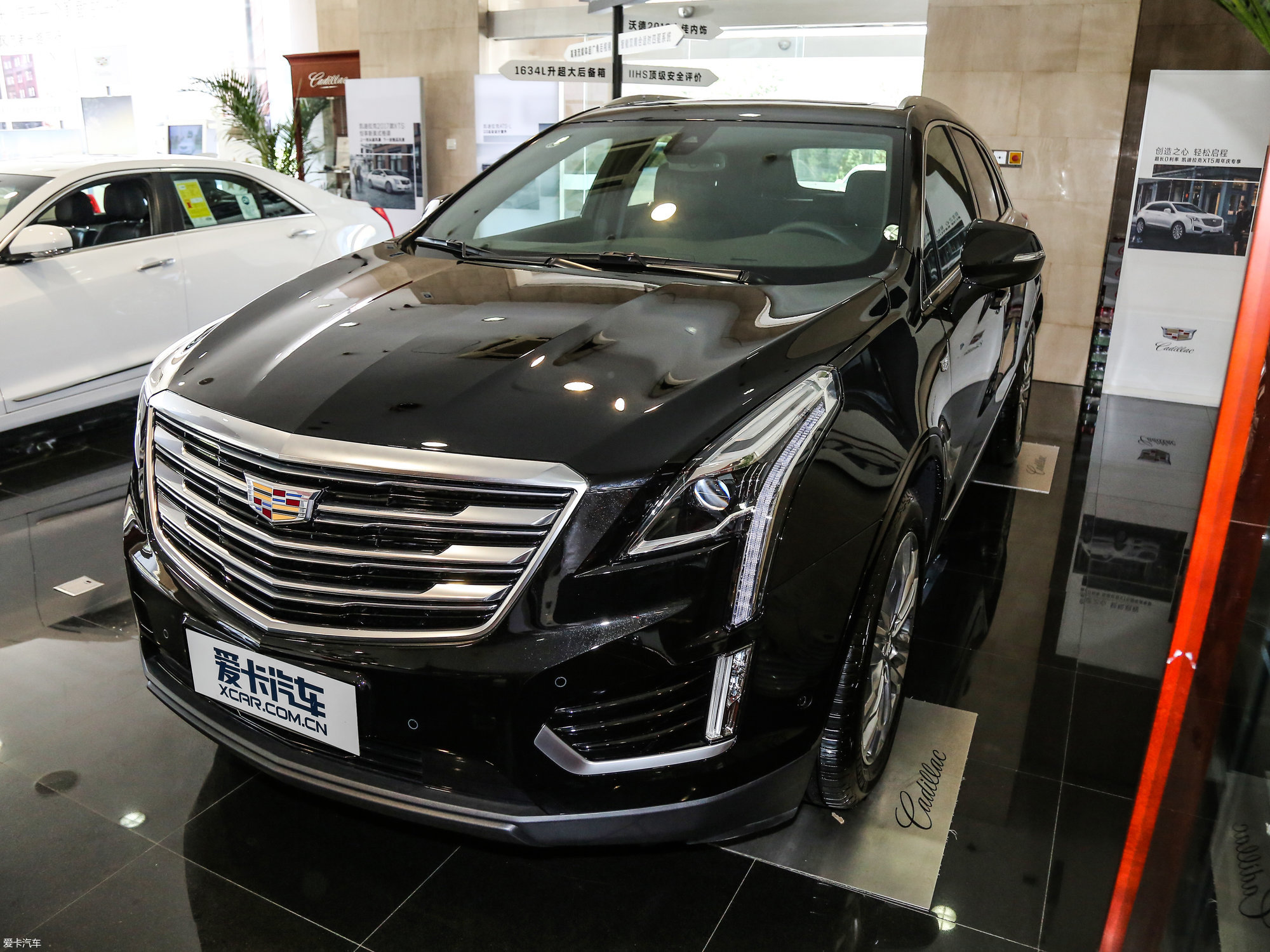 【2018款凯迪拉克xt5混动28e 四驱领先型_整体外观_45/1273张图片】