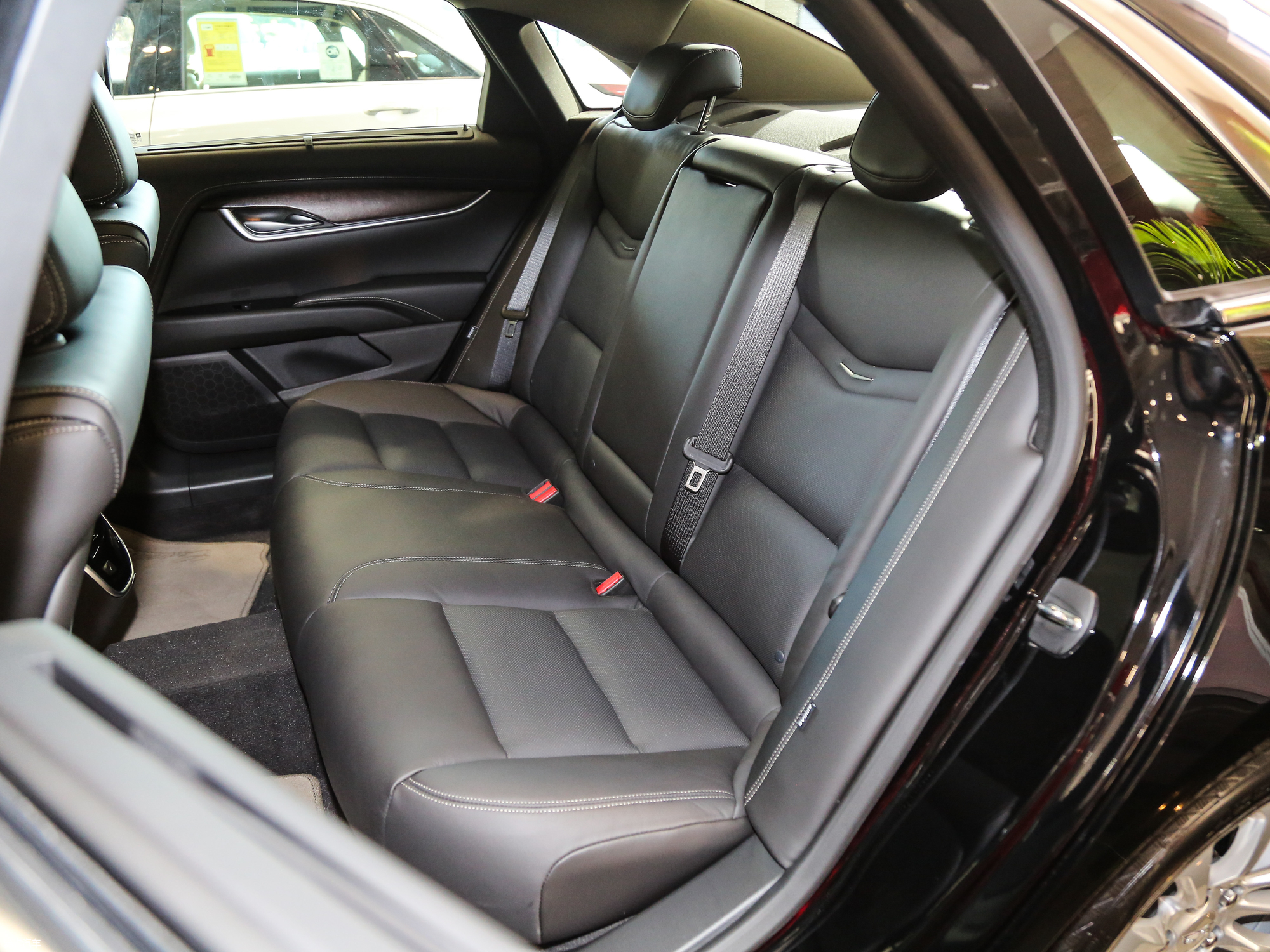 【2018款凯迪拉克xts28t 豪华型_空间座椅_258/1707张图片】_汽车图片