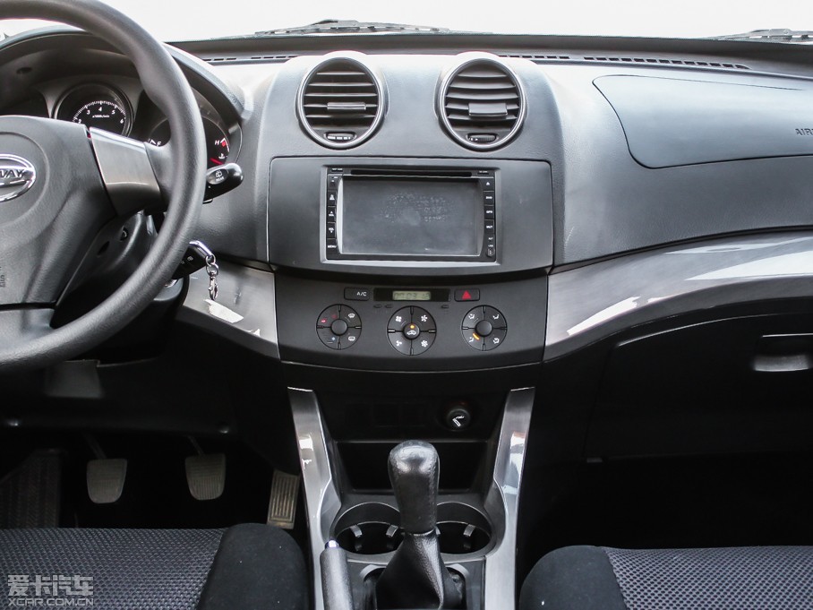 2013款永源a3801.6l