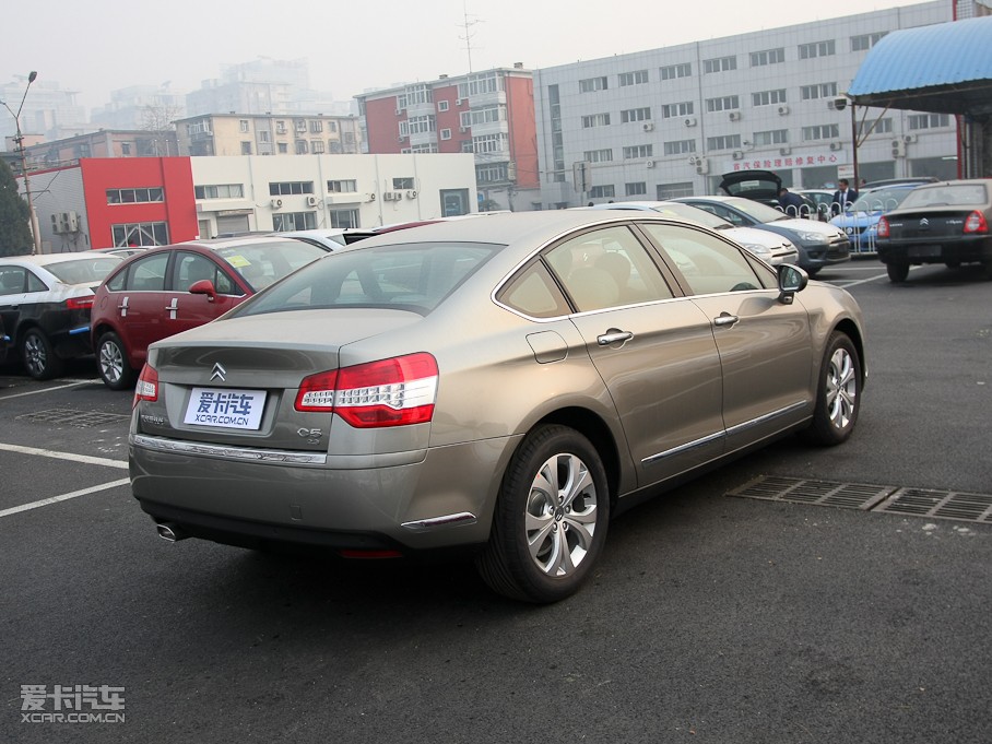 2011ѩC5 2.3L ԶŰ