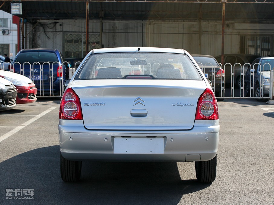 2011䰮 1.6L ֶƼ