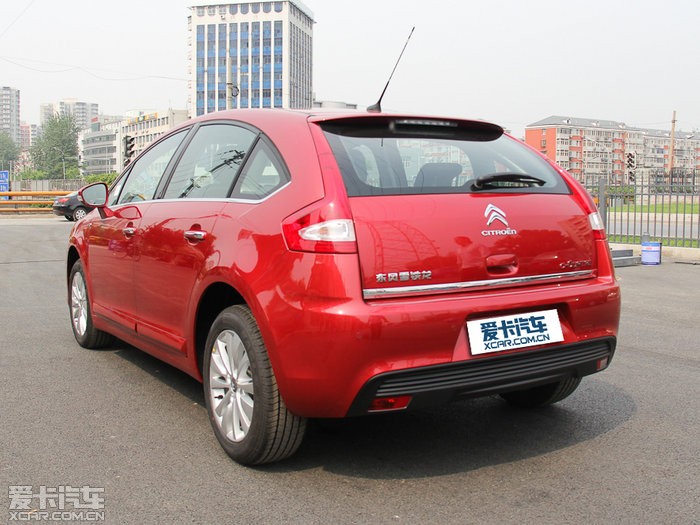 68-14.58万 雪铁龙新世嘉两(2/6)