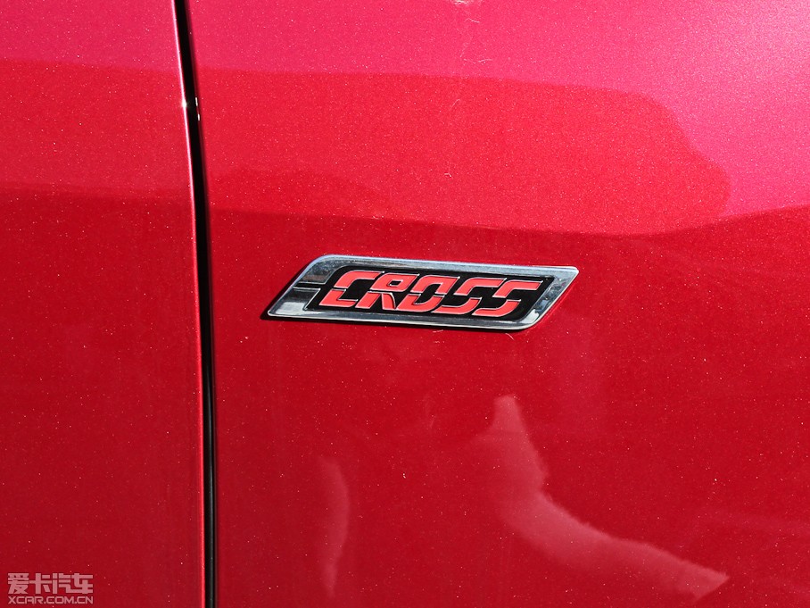 2013Cross 1.6L Զ