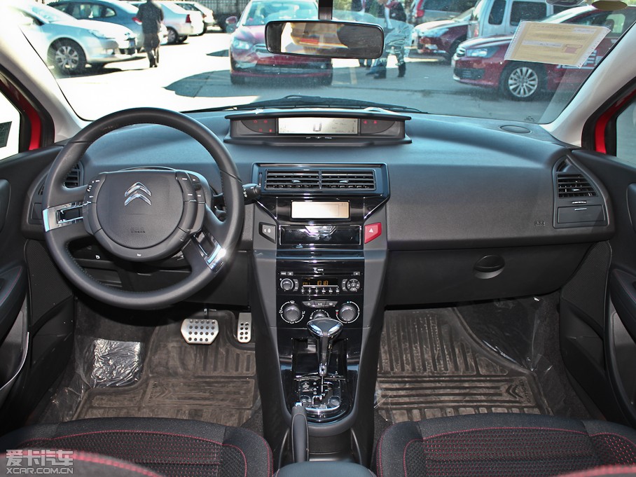 2013Cross 1.6L Զ