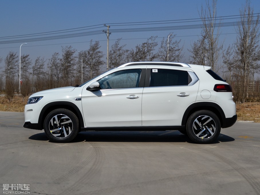 2015ѩC3-XR 1.6THP Զ