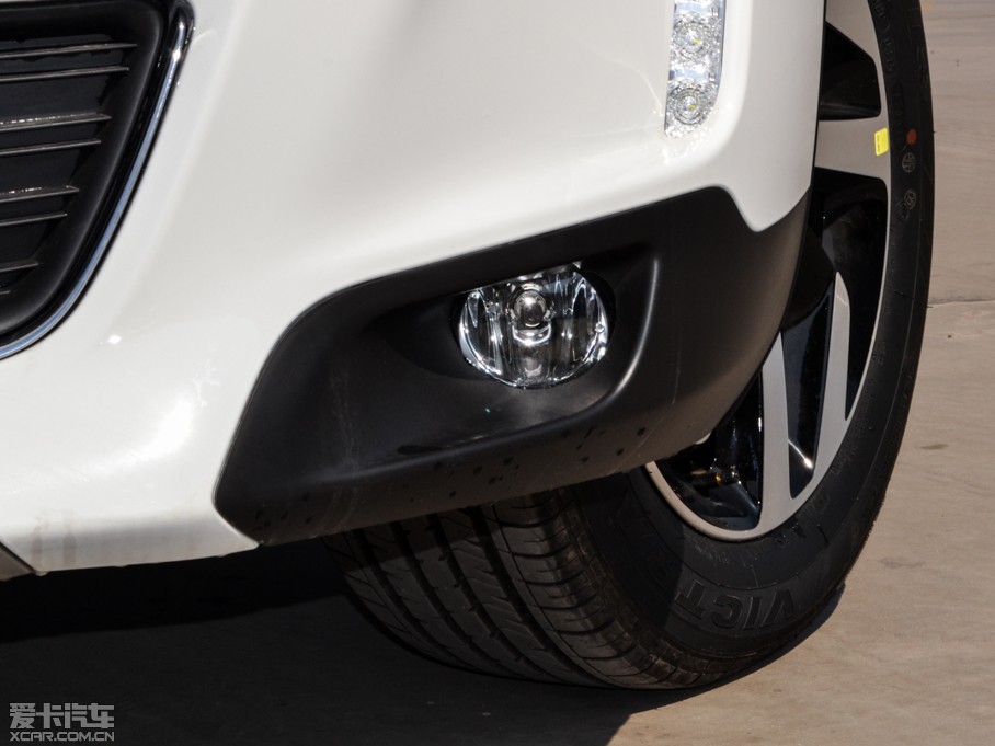 2015ѩC3-XR 1.6THP Զ