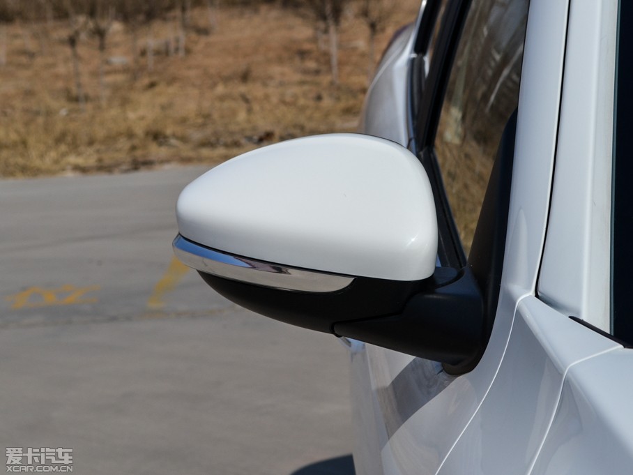 2015ѩC3-XR 1.6THP Զ