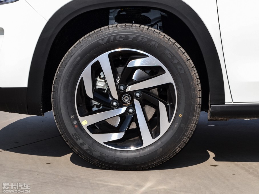 2015ѩC3-XR 1.6THP Զ