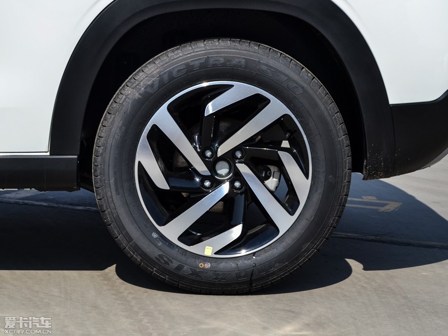 2015ѩC3-XR 1.6THP Զ