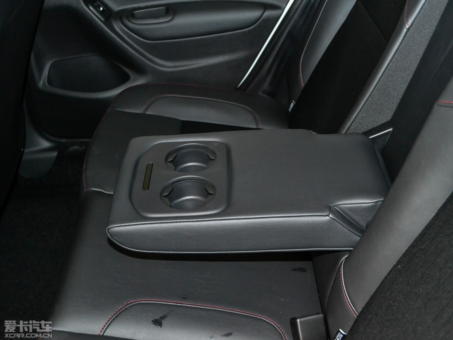 2015ѩC3-XR 1.6THP Զ