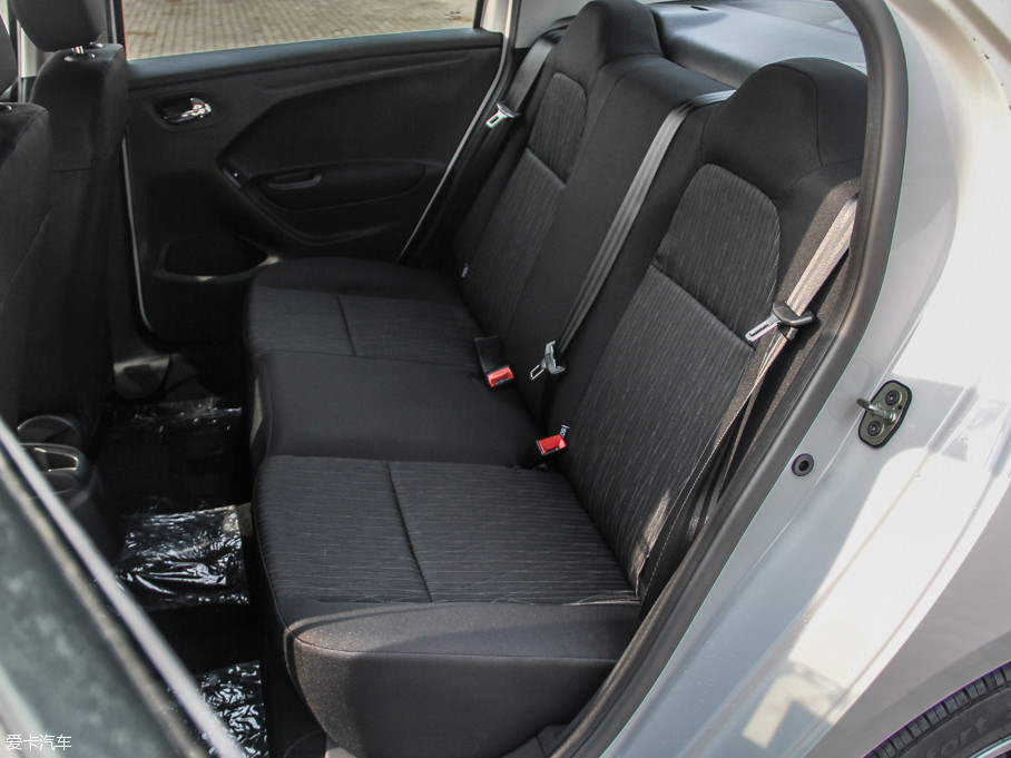 2016款全新爱丽舍1.6l 手动时尚型