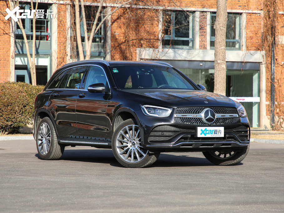 2020GLC GLC 300 L 4MATIC AMG Line