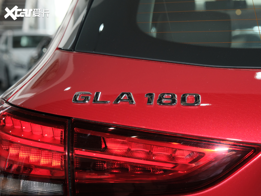 2020GLA GLA 180