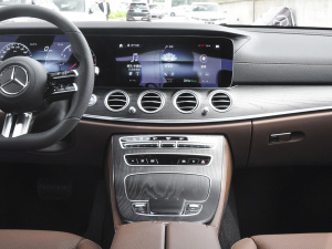 2021Ŀ E 300 L  п̨