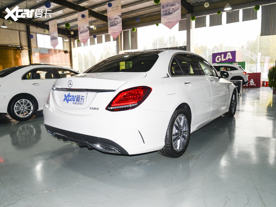 2021款奔馳c級c 200 l 時尚型運動版