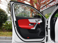 空间座椅AMG A级驾驶位车门