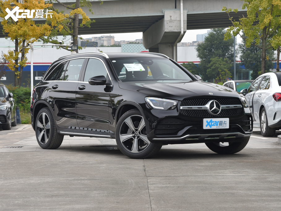 2022款奔馳glc300 l 4matic 豪華型